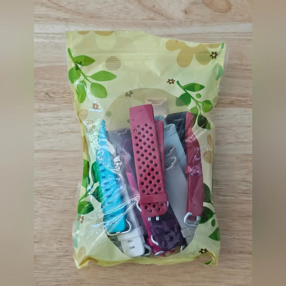 FitBit Silicon Watch Bands Set Of 16, NIP
